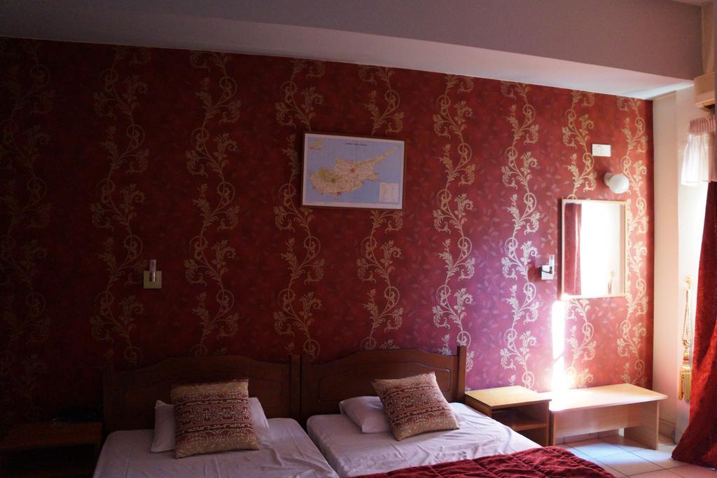Sky Hotel Nicosia Kültér fotó